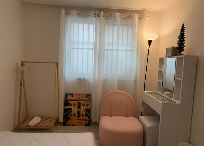 Вилла Brilliant Gangnam#apgujeong#garosu-gil#itaewon 20 Minutes#seongsu Hot Spot#cheongdam#gyeongbokgung Palace#hospital#court#kspo#plastic Surgery *
